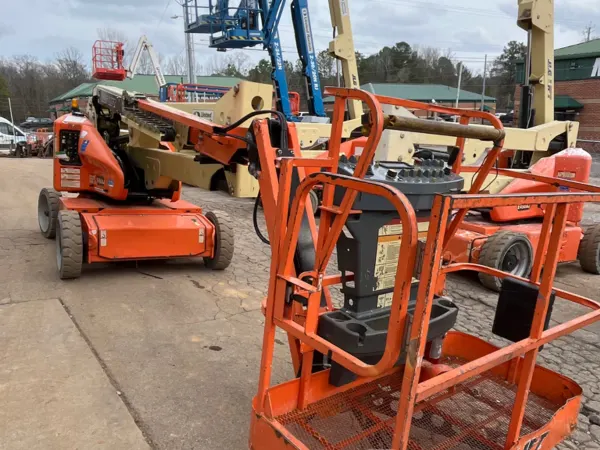 2017 JLG E450AJ Articulating