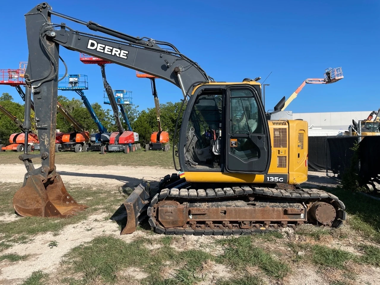 2021 John Deere 135G