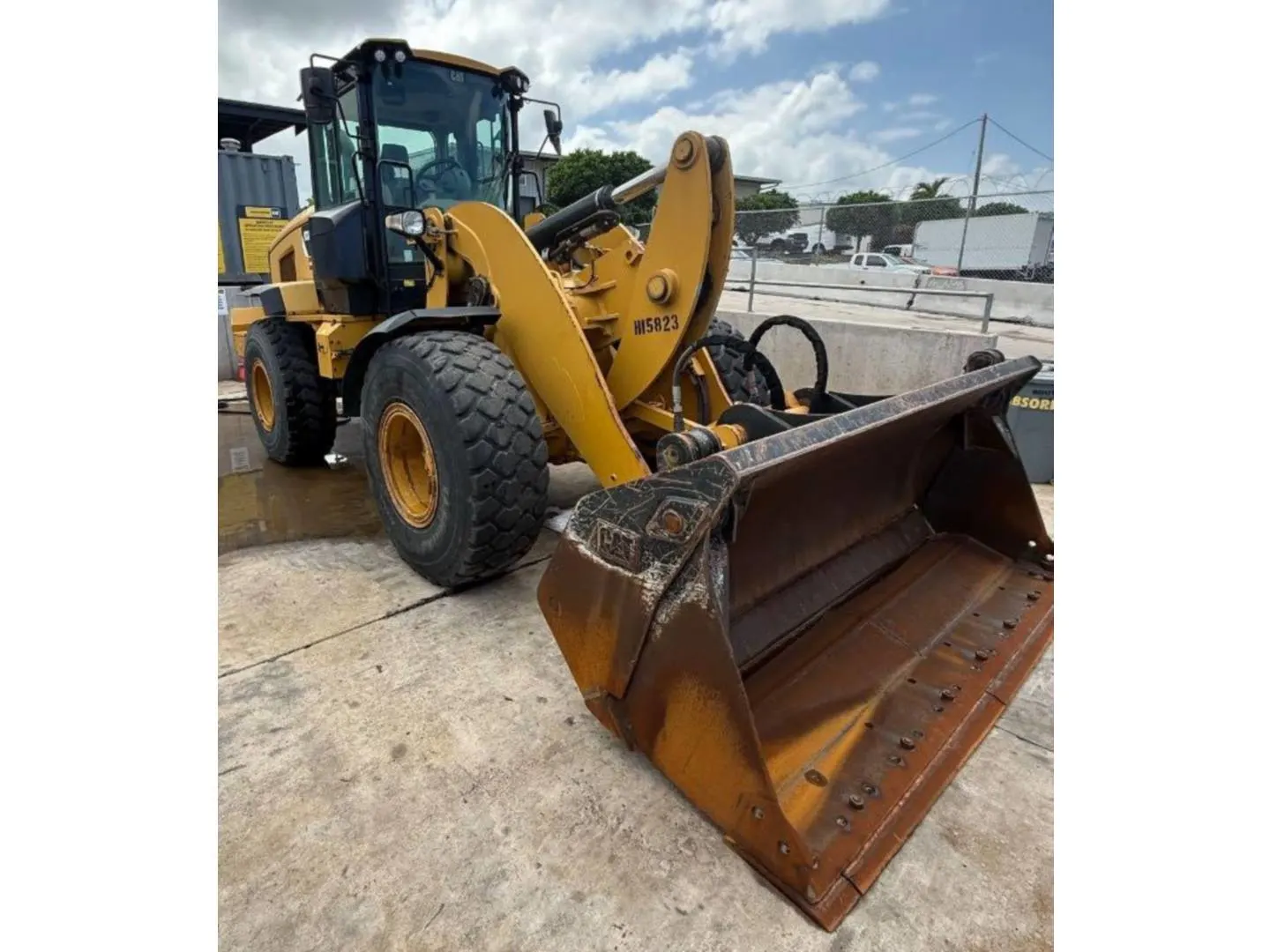 2017 Caterpillar 938M