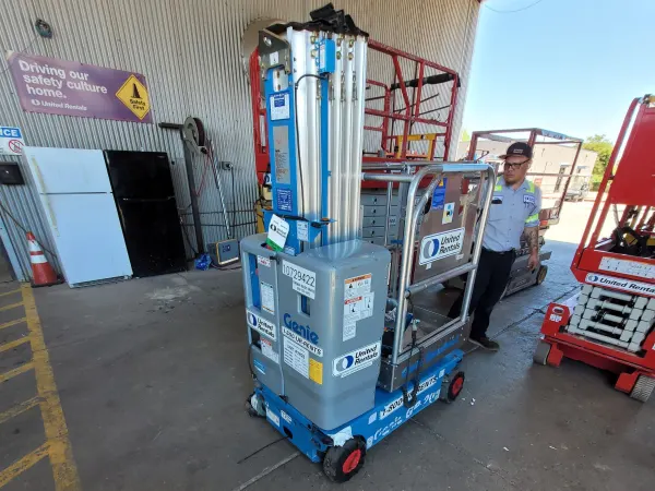2018 Genie GR-20 Self-Propelled One-Person