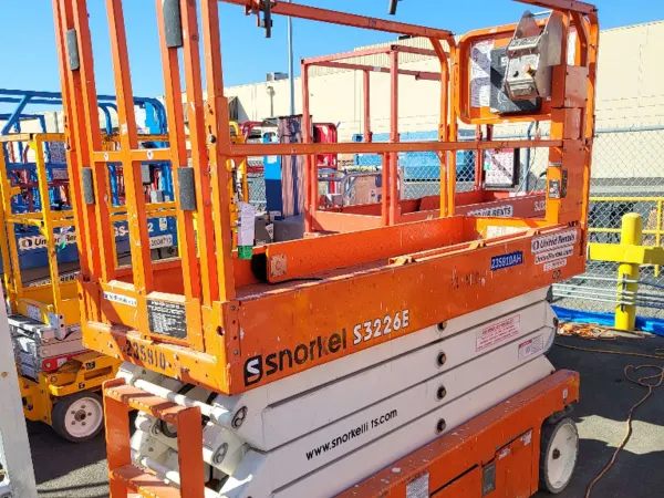 2019 Snorkel S3226E