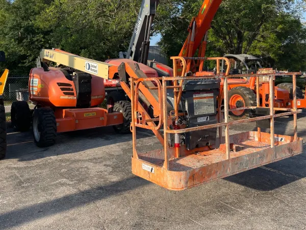 2016 JLG 600AJ Articulating