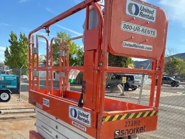 2019 Snorkel S3226E