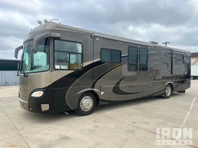 2005 Freightliner Friendship G7