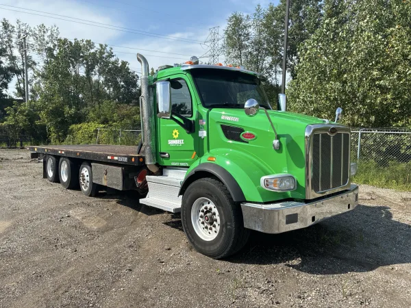 2020 Peterbilt 567