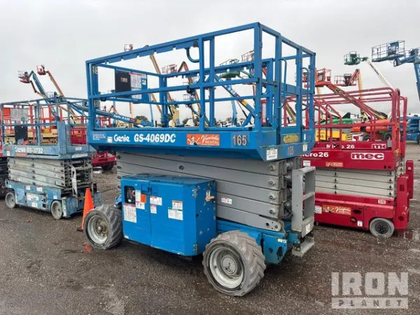2013 Genie GS-4069DC