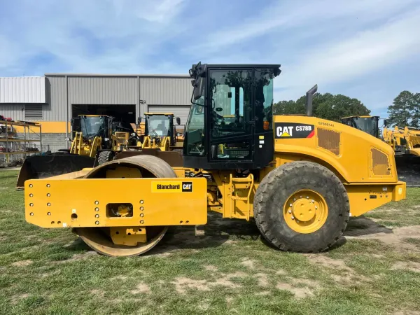2021 Caterpillar CS78B