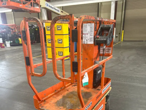 2018 JLG 1230ES Self-Propelled One-Person