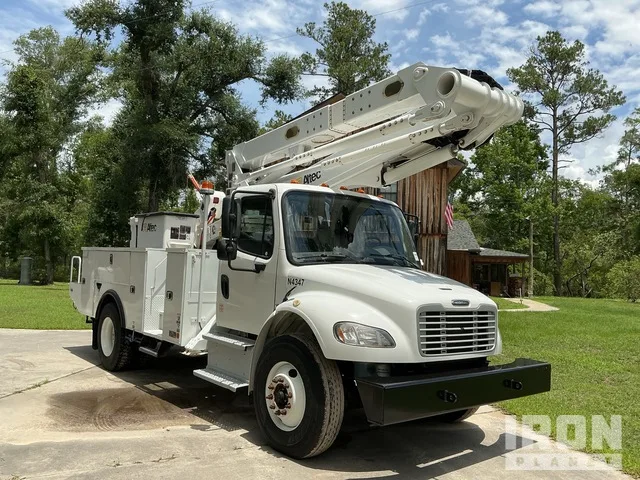 2018 Freightliner M2 106