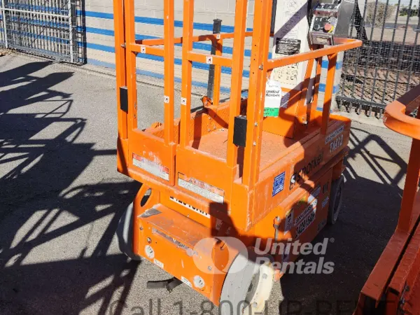 2019 Snorkel TM12E Self-Propelled One-Person