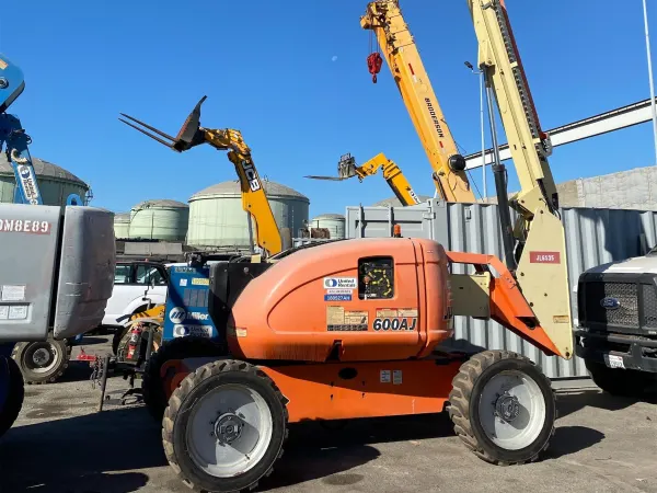 2016 JLG 600AJ Articulating
