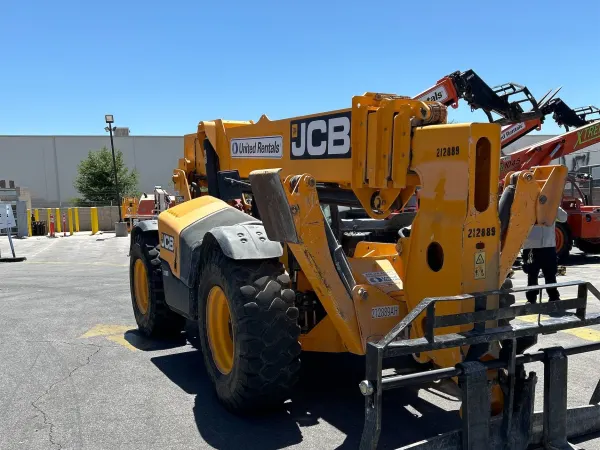 2018 JCB 510-56