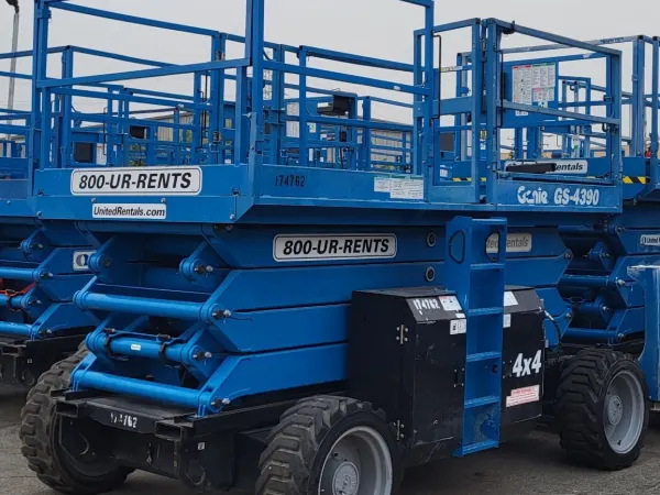 2016 Genie GS-4390 RT Rough Terrain