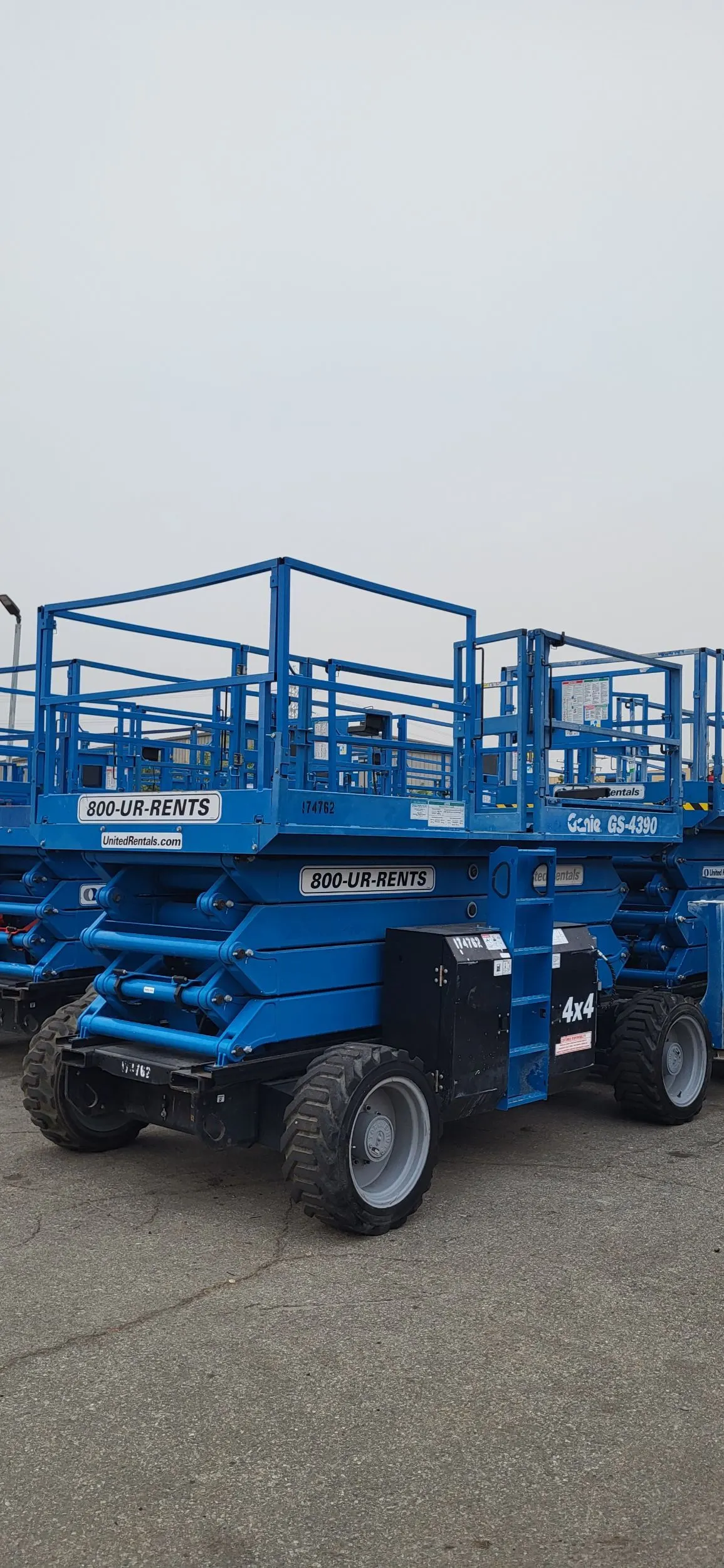 2016 Genie GS-4390 RT Rough Terrain