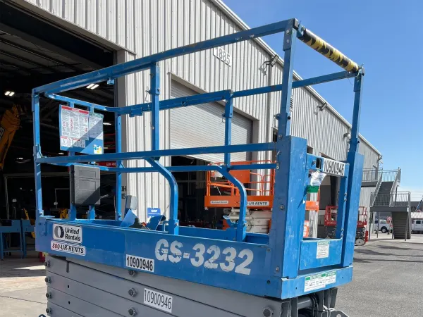 2019 Genie GS-3232