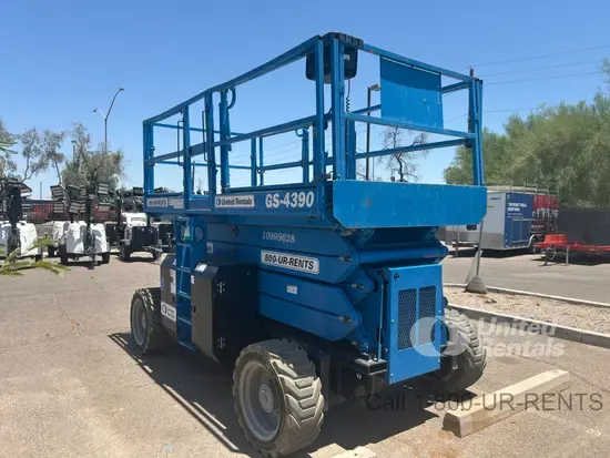 2019 Genie GS-4390 RT Rough Terrain