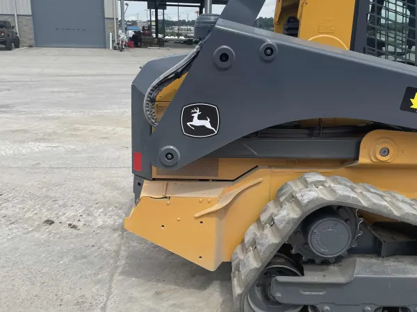 2021 John Deere 333G