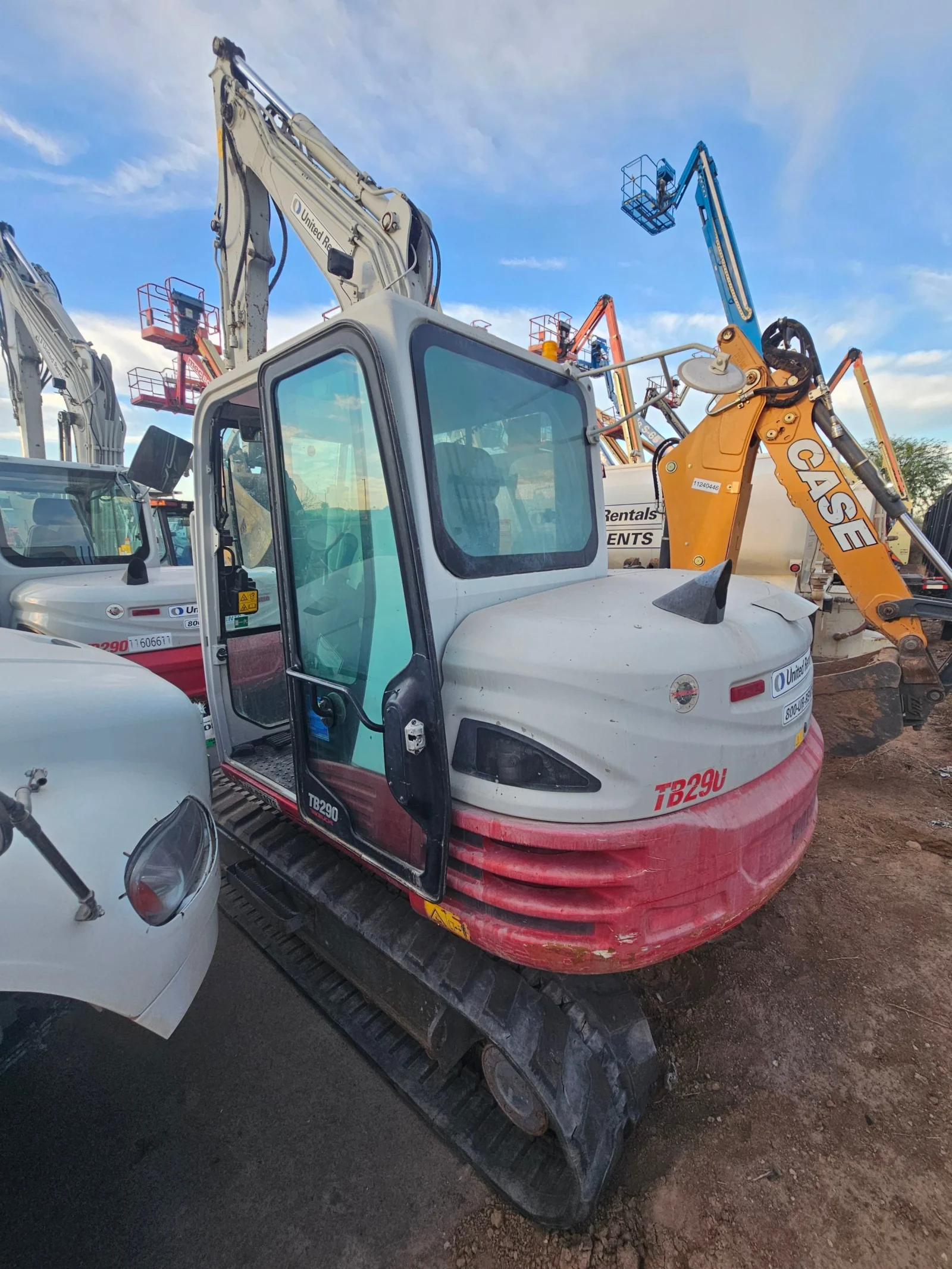 2018 Takeuchi TB290C