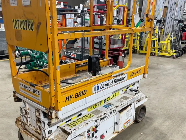 2017 Hy-Brid Lifts HB1430