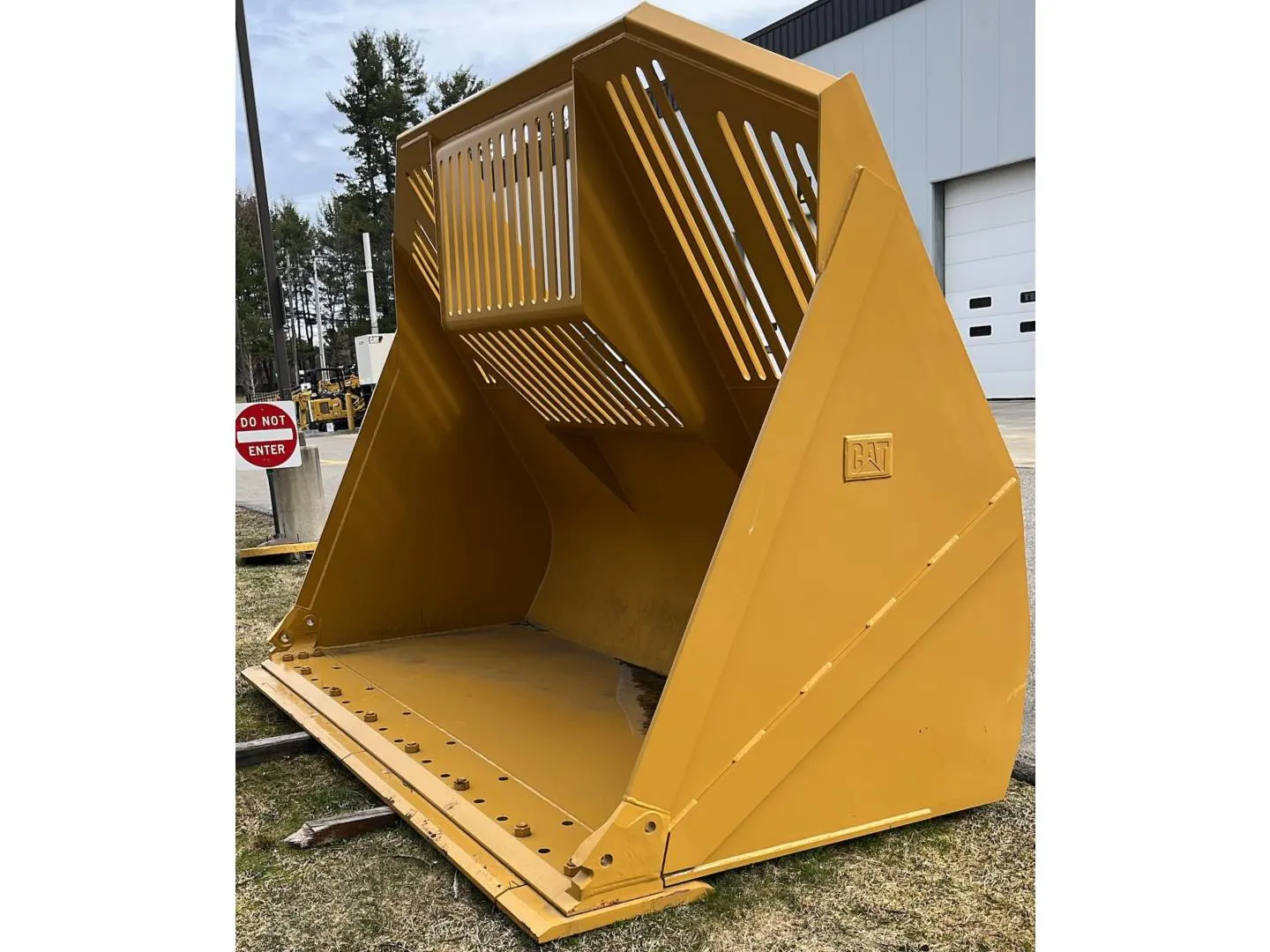 2017 Caterpillar 10.75 CYD MATERIAL HANDLING BUCKET