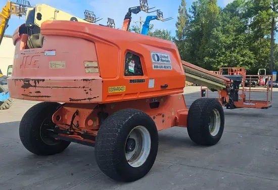2017 JLG 600S