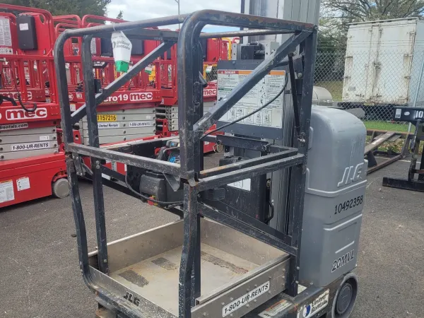 2016 JLG 20MVL Self-Propelled One-Person