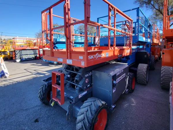 2018 Skyjack SJ6832RT Rough Terrain