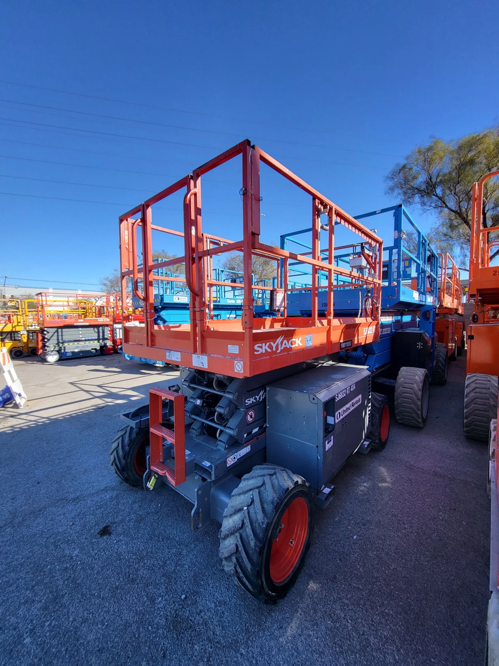 2018 Skyjack SJ6832RT Rough Terrain
