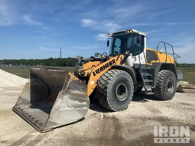 2015 Liebherr L580