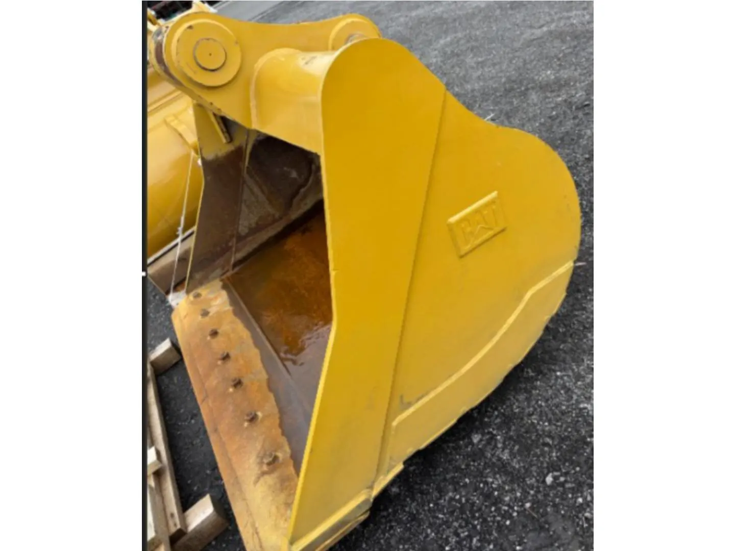 2023 Caterpillar 324-335 72INCH CLEAN UP BUCKET