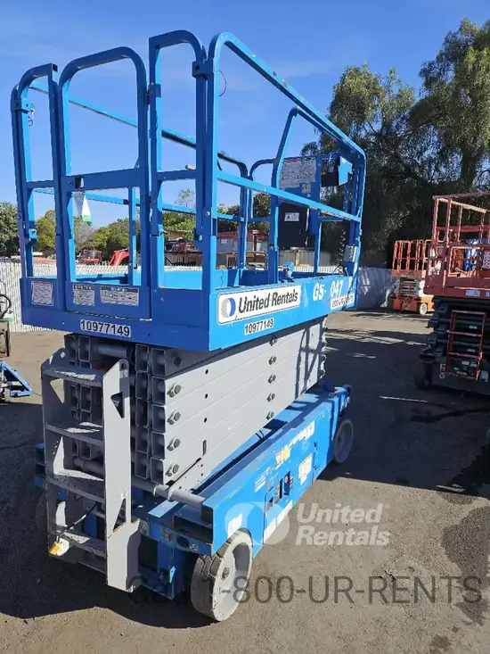2019 Genie GS-4047