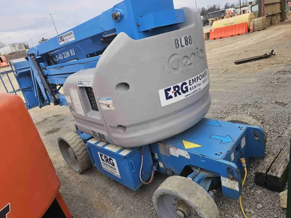 2013 Genie Z-40/23N