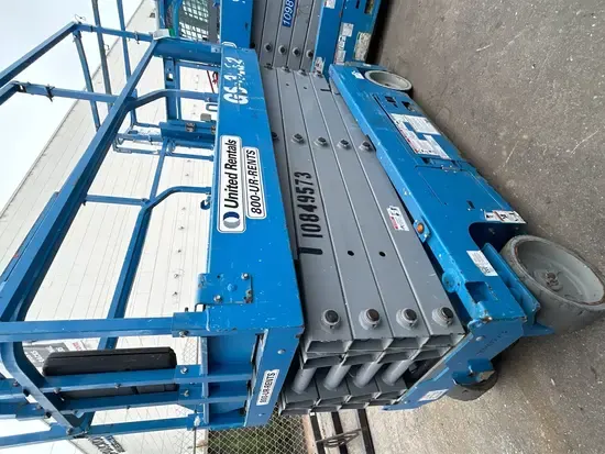 2018 Genie GS-3232