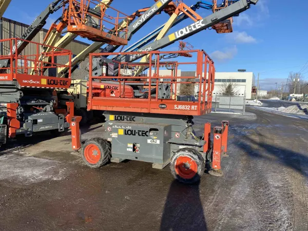 2017 Skyjack SJ6832 RT