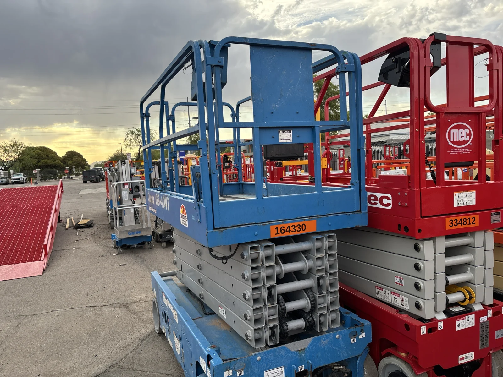 2017 Genie GS-4047