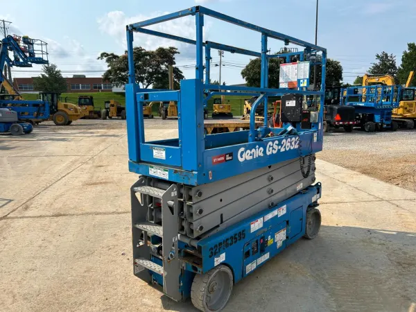 2019 GENIE INDUSTRIES 2632E