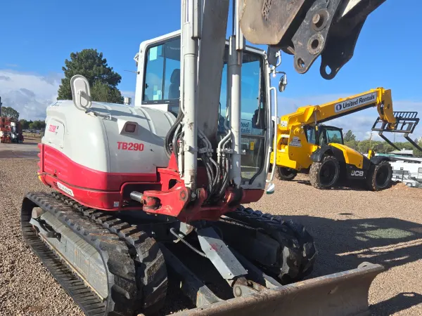 2022 Takeuchi TB290C