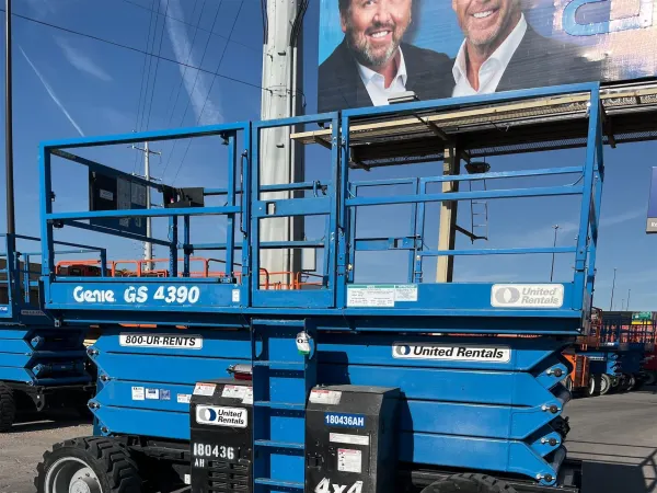 2016 Genie GS-4390 RT Rough Terrain