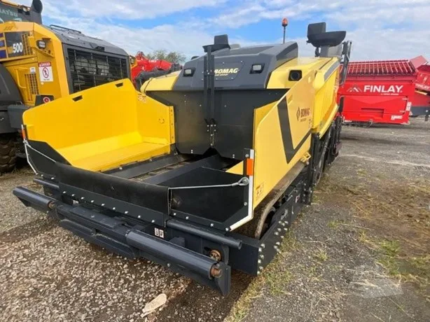 2023 BOMAG CR1030T