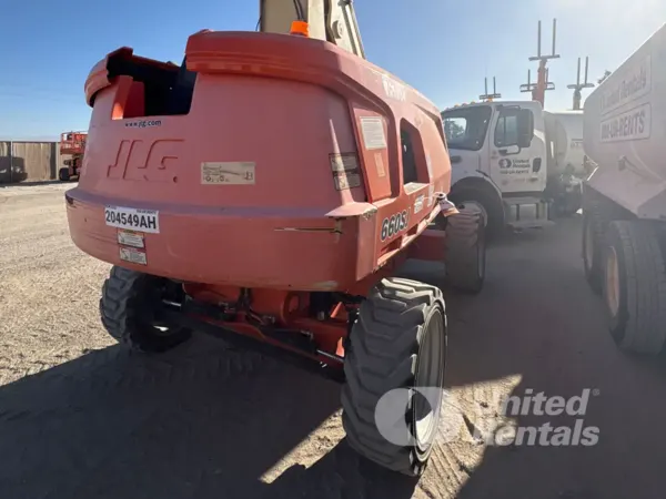2018 JLG 660SJ