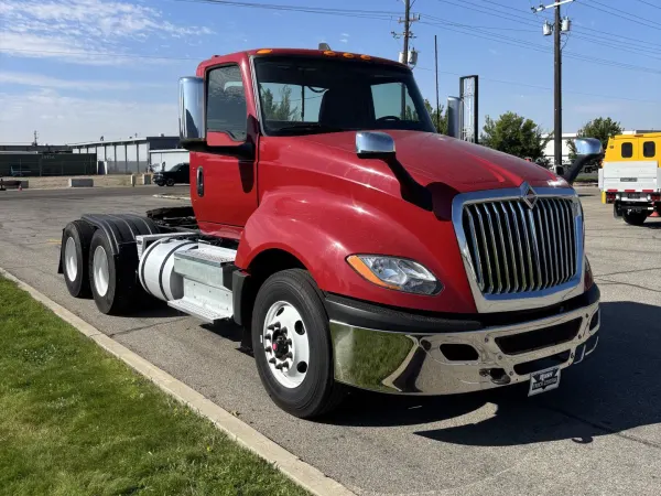 2023 International LT625