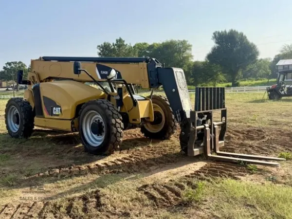 2016 Caterpillar TL943D