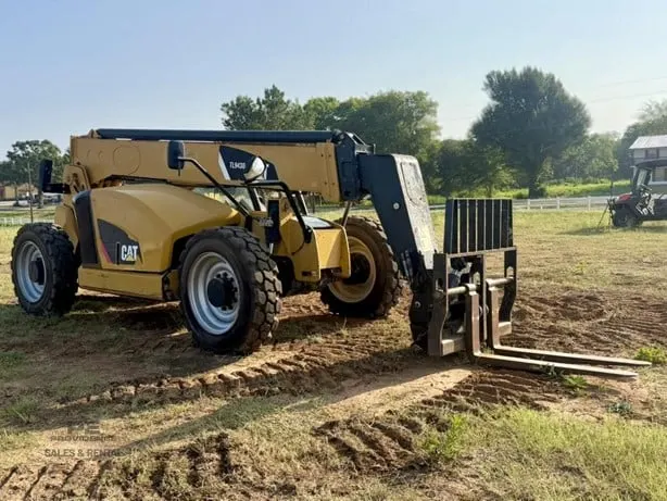 2016 Caterpillar TL943D