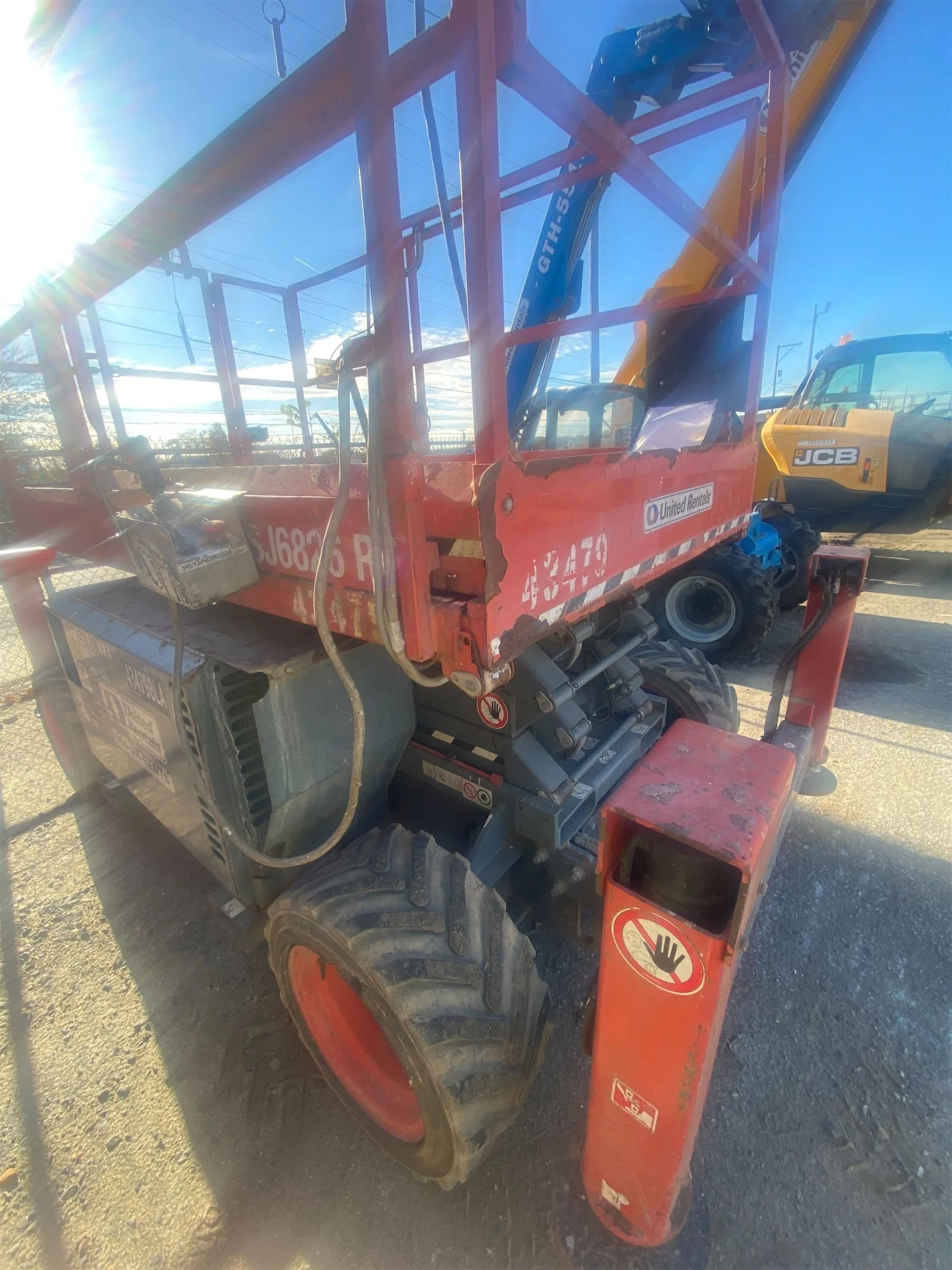 2017 Skyjack SJ6826RT Rough Terrain