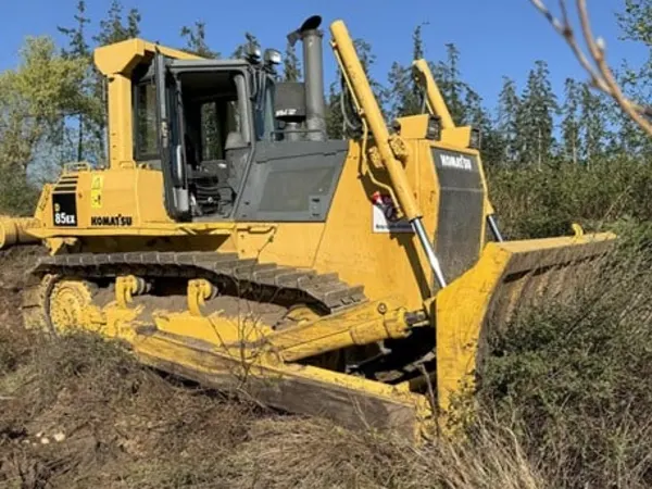 2004 Komatsu D85EX-15