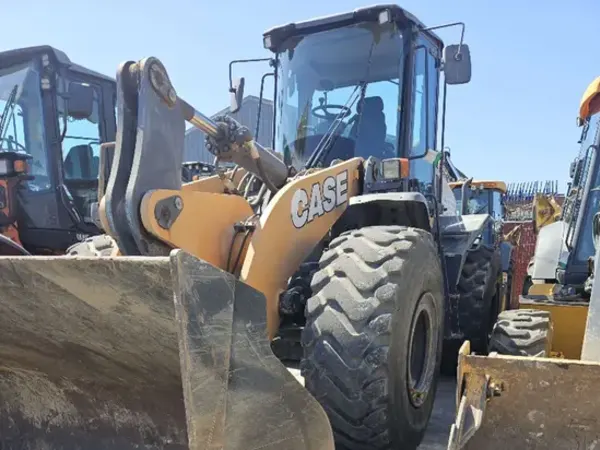 2019 Case 821G