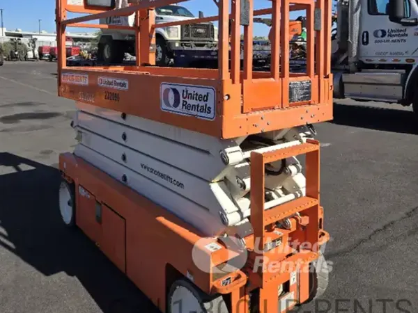 2019 Snorkel S3226E