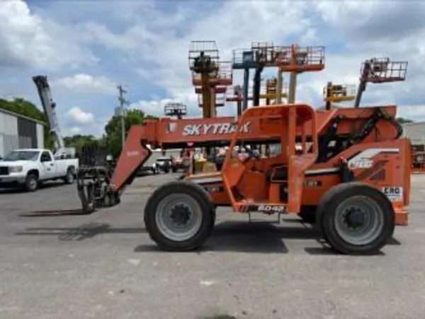 2014 SkyTrak 6042