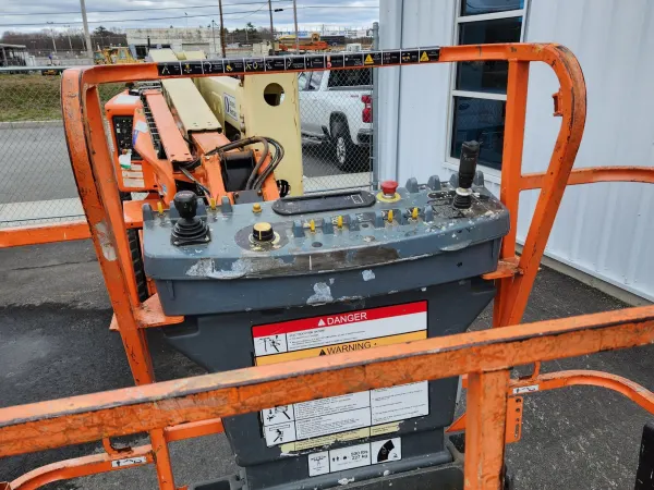 2016 JLG E450AJ Articulating
