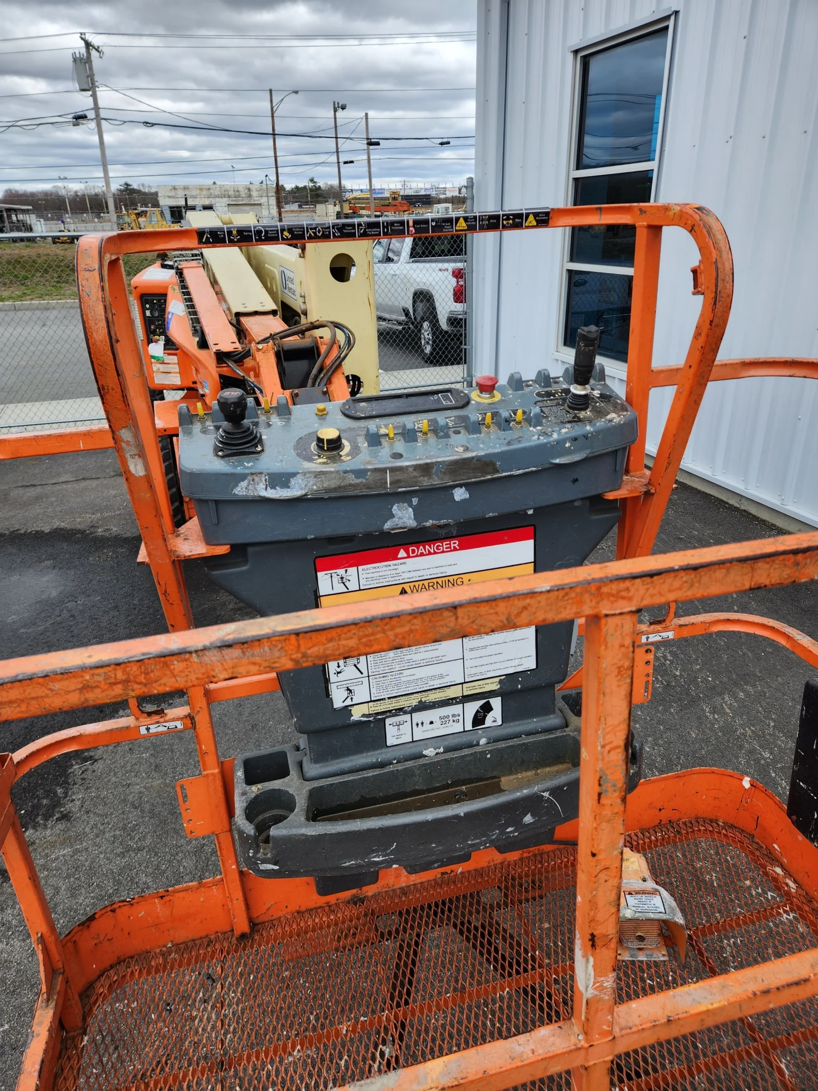 2016 JLG E450AJ Articulating